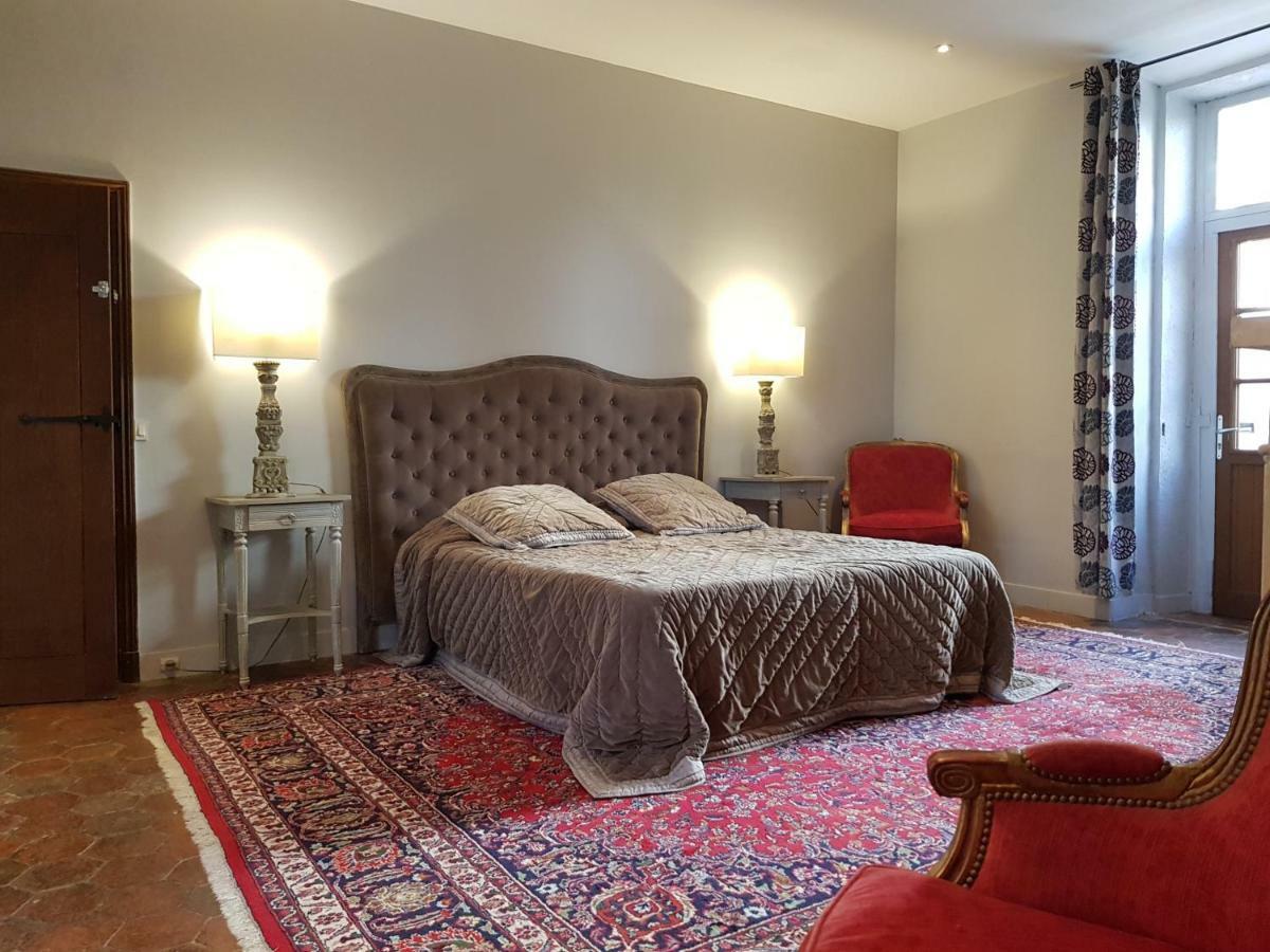 Le Prieure De Vernelle Villa Grégy-sur-Yerres Exteriör bild
