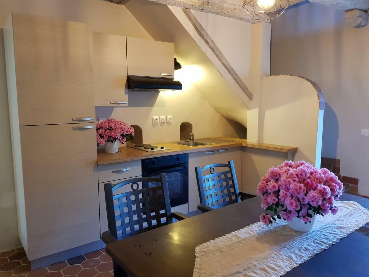 Le Prieure De Vernelle Villa Grégy-sur-Yerres Exteriör bild