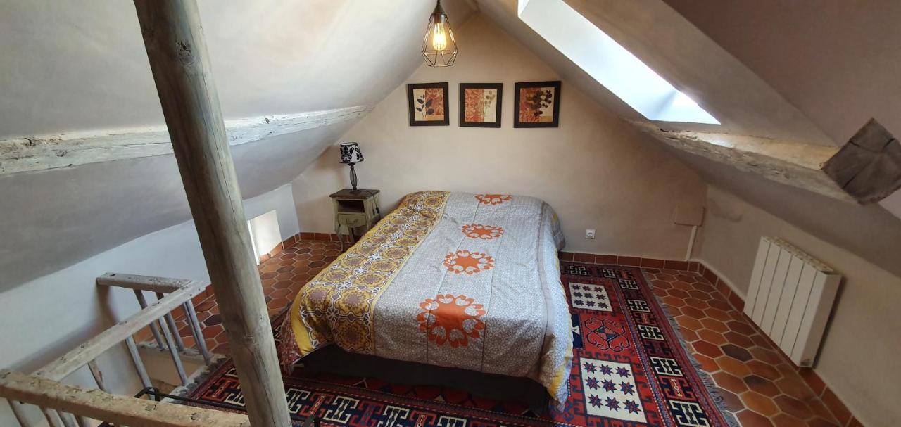 Le Prieure De Vernelle Villa Grégy-sur-Yerres Exteriör bild