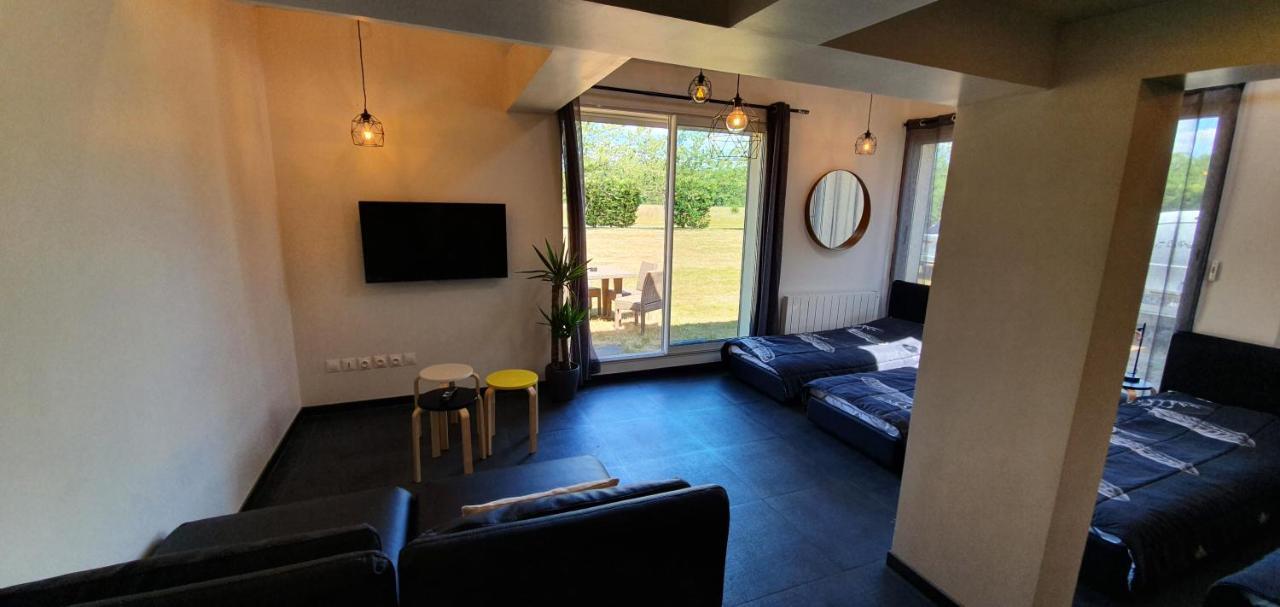 Le Prieure De Vernelle Villa Grégy-sur-Yerres Exteriör bild